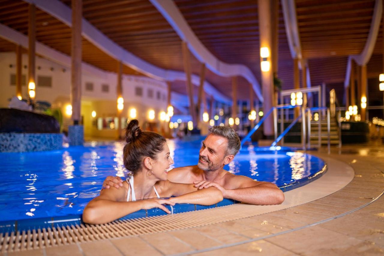 Residenz Royal Aparthotel Гмюнд Екстериор снимка