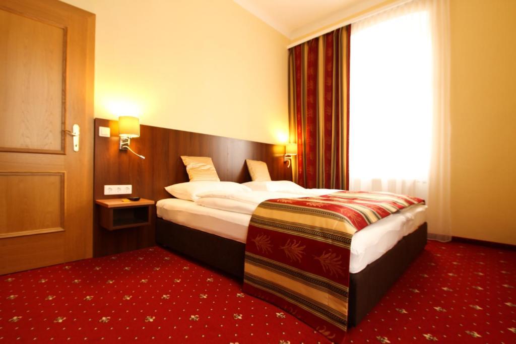 Residenz Royal Aparthotel Гмюнд Екстериор снимка